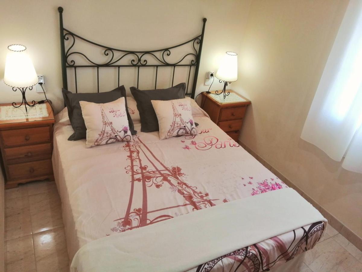 Villa Lluna Riumar Bagian luar foto