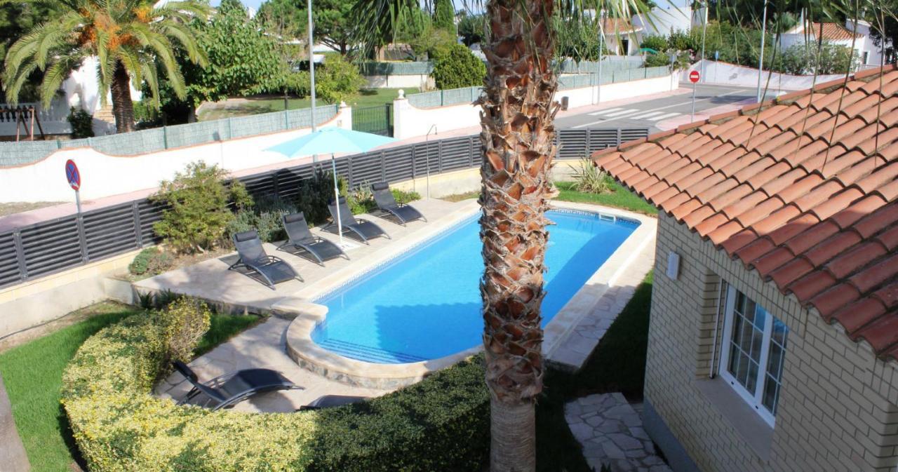 Villa Lluna Riumar Bagian luar foto